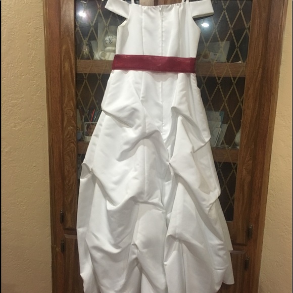 Girls formal dress - Picture 2 of 4